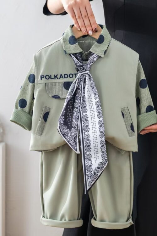 Three piece suit casual children’s clothing