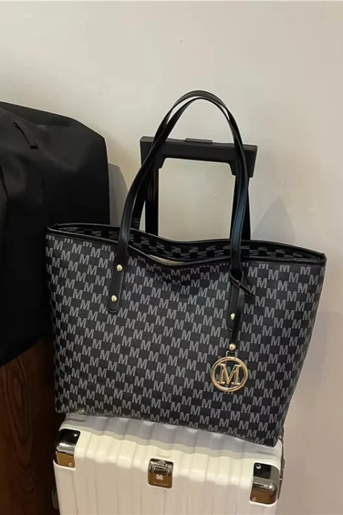 Vintage Ladies Tote Bag Large Capacity Fashion Elegant Handbag Classic Underarm Bag Women’s Shopping Bag