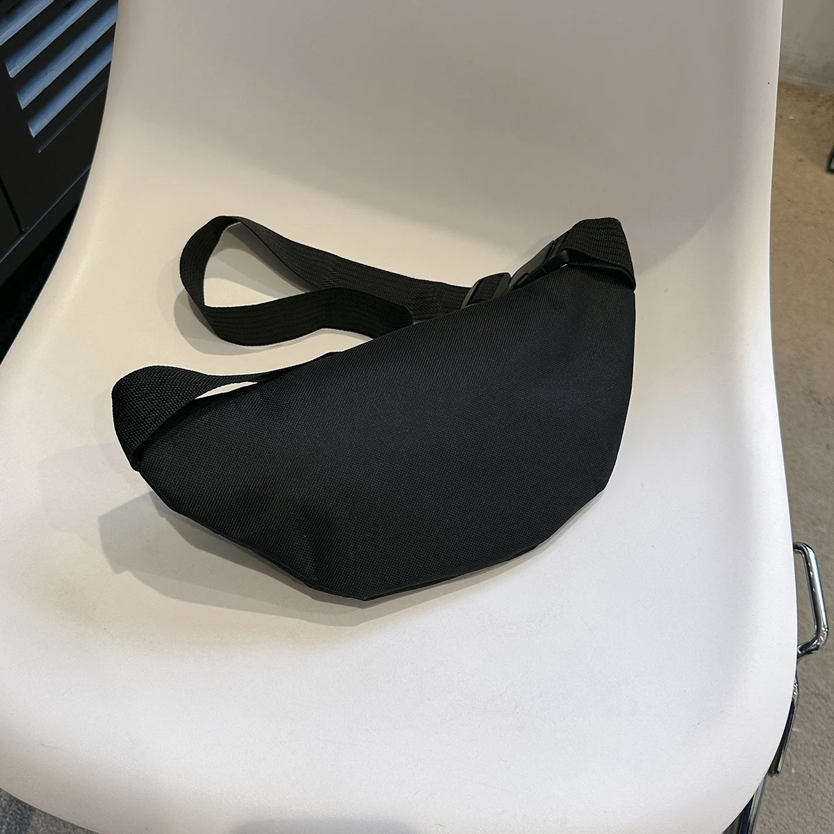 Fanny Pack Sports Festival Workout Traveling Running Large Crossbody Casual Hands-Free Wallets Waist Pack Phone Bag - Image 6